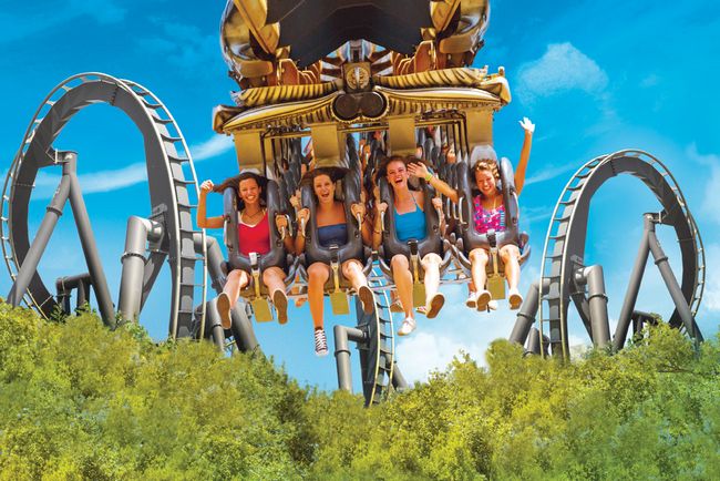 Inverted coaster Katun al Parco divertimenti Mirabilandia