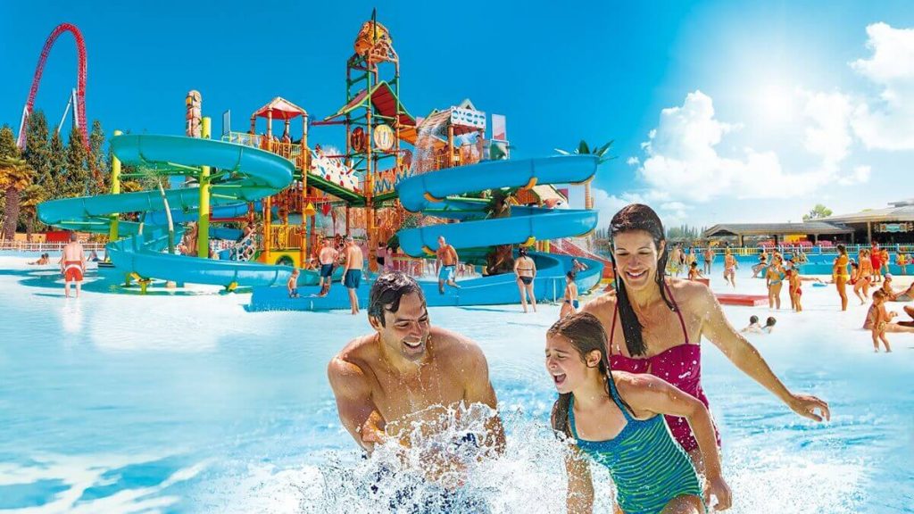 Playground acquatico di MiraBeach con miniscivoli e cannoncini sparacqua